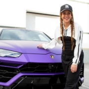 Shakira sorprende regalando su Lamborghini Urus: participa