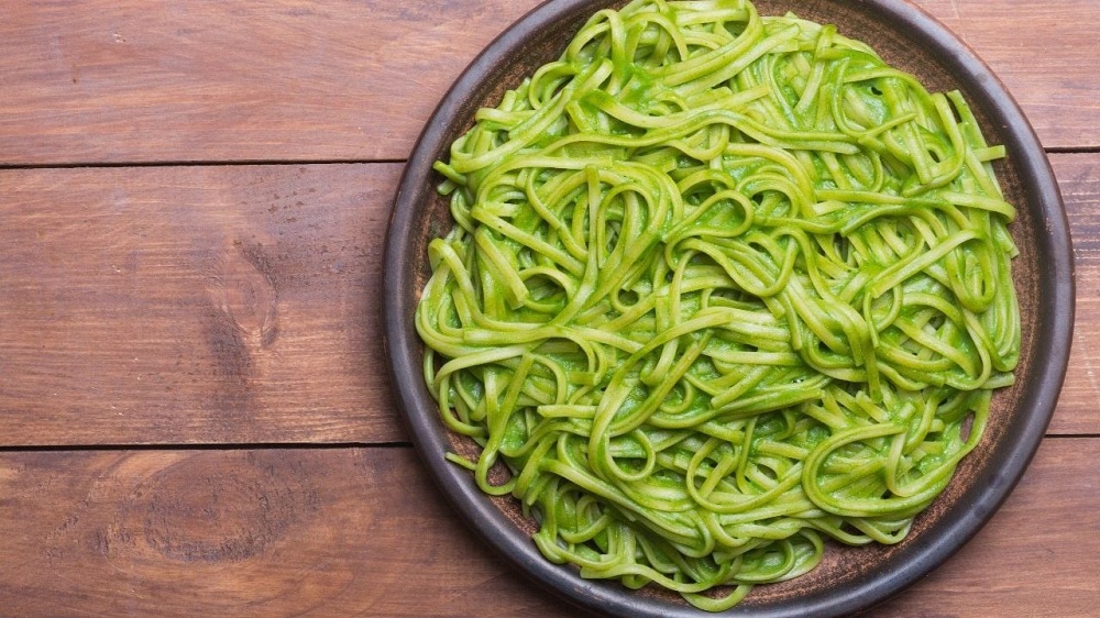 Espaguetis verdes con chile poblano: la receta que te enamorará