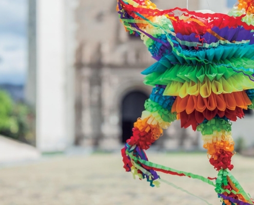 Piñatas navideñas: descubre su significado y qué contiene