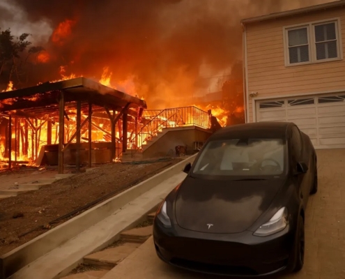 Incendios obligan a posponer los Critics Choice Awards