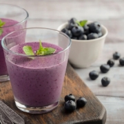 Licuado de arándanos y tofu para un cuerpo saludable y energético