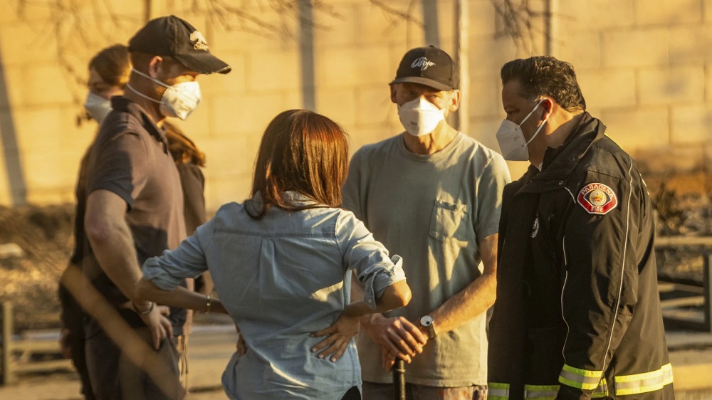 Meghan Markle visita a víctimas de incendios en Los Ángeles