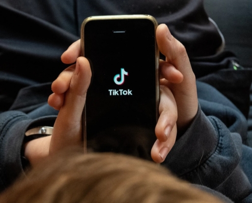 TikTok de vuelta en EE. UU.: Trump retrasa la prohibición