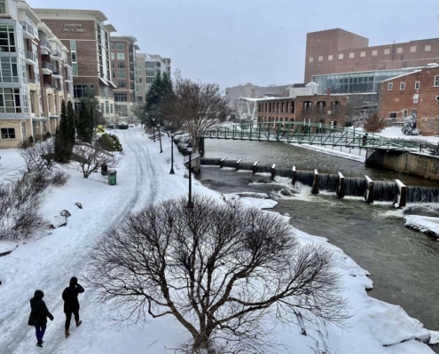Tormenta invernal: aumenta la amenaza de nieve y hielo