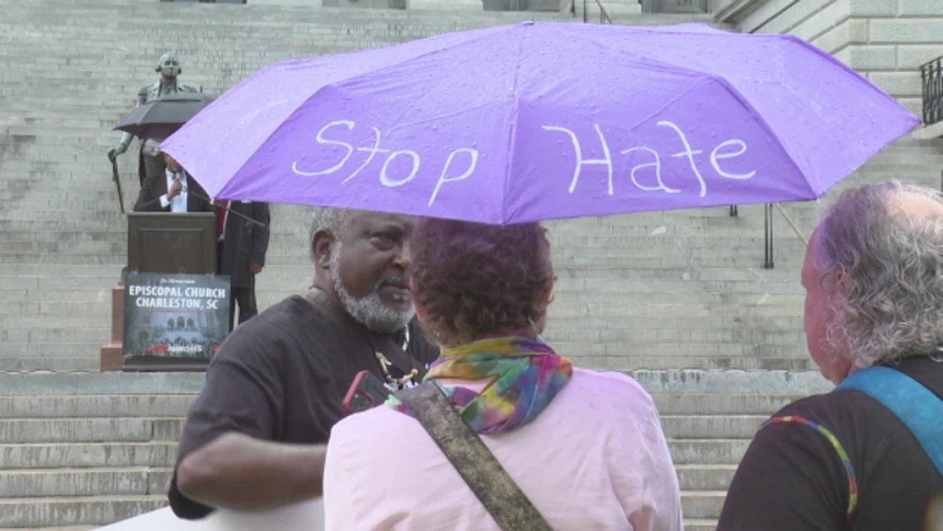 Richland County aprueba ordenanza contra crímenes de odio en Carolina del Sur