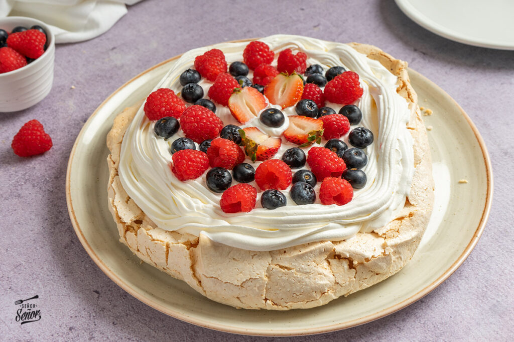 Pavlova: cómo preparar el postre más elegante de Australia