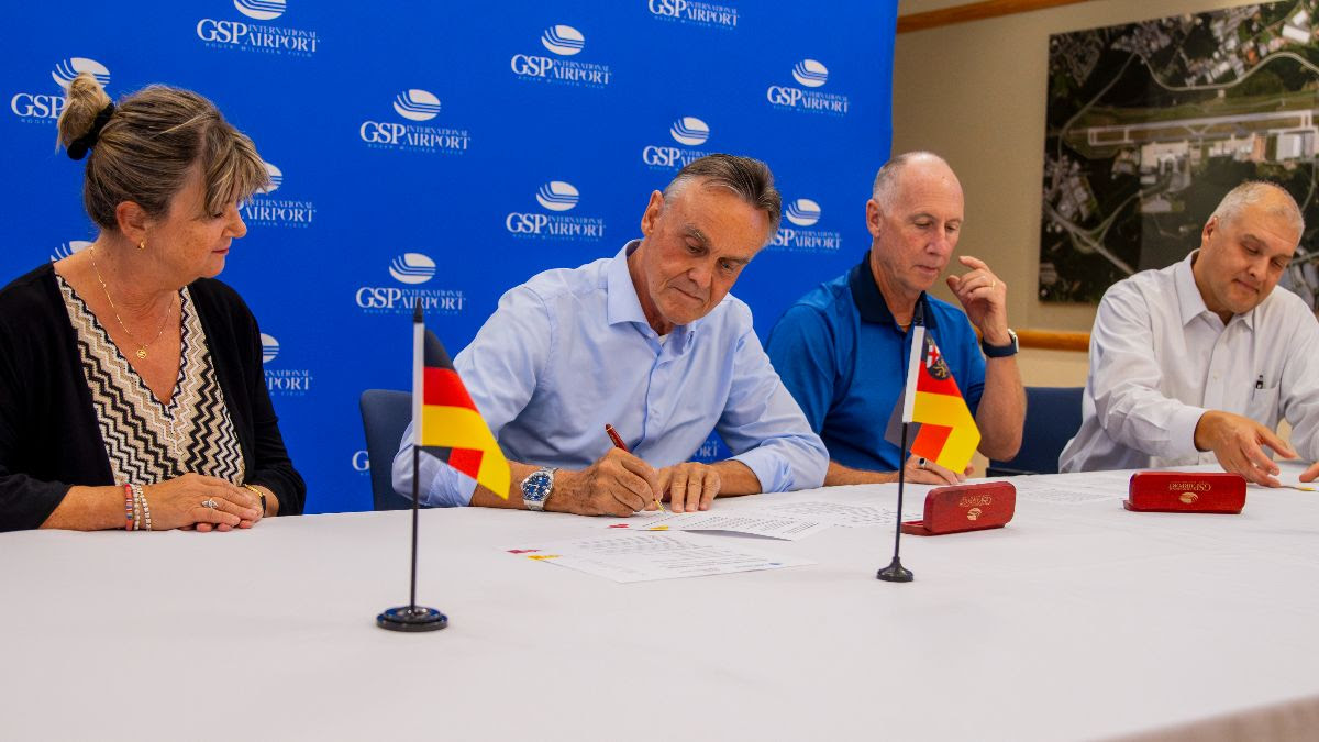 Aeropuertos GSP y Frankfurt-Hahn firman acuerdo estratégico internacional