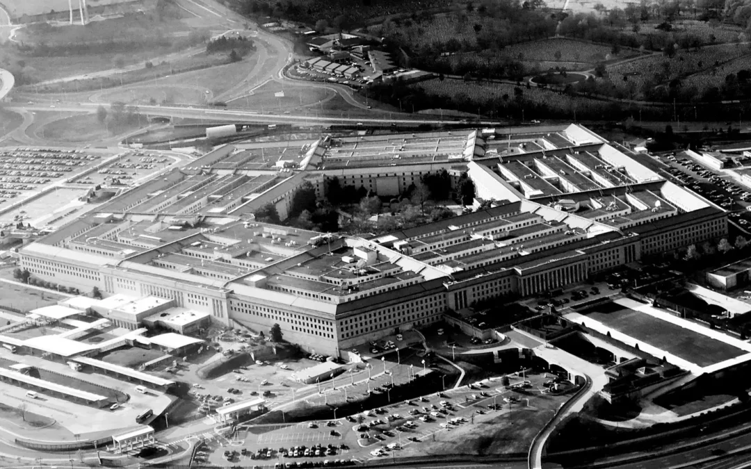 Trump impulsará decreto para renombrar el Pentágono como Departamento de Guerra