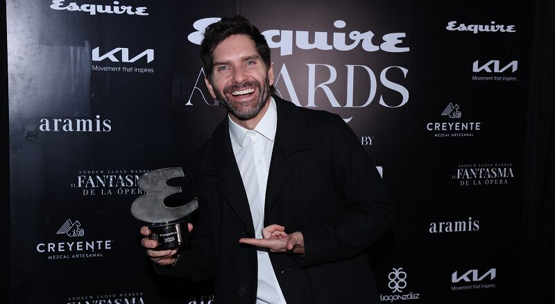 Arap Bethke recibe reconocimiento por su liderazgo social