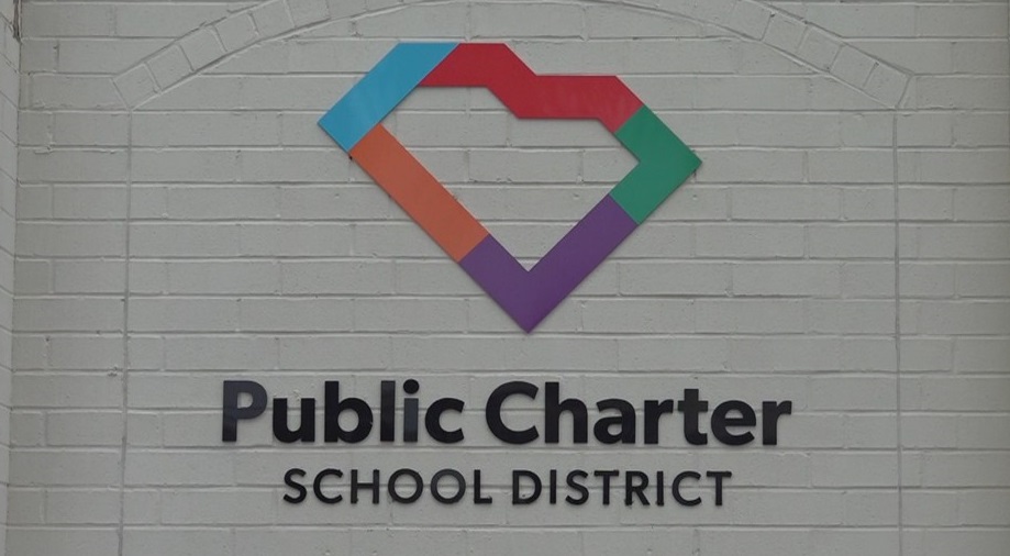 Distrito escolar de SC enfrenta demanda por casos de abuso sexual