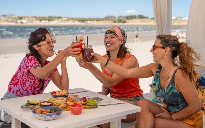 Vacaciones gastronómicas: ciudades que cautivan por sus platillos clásicos