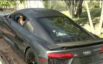 Operativo federal en Miami confisca autos de lujo y documentos