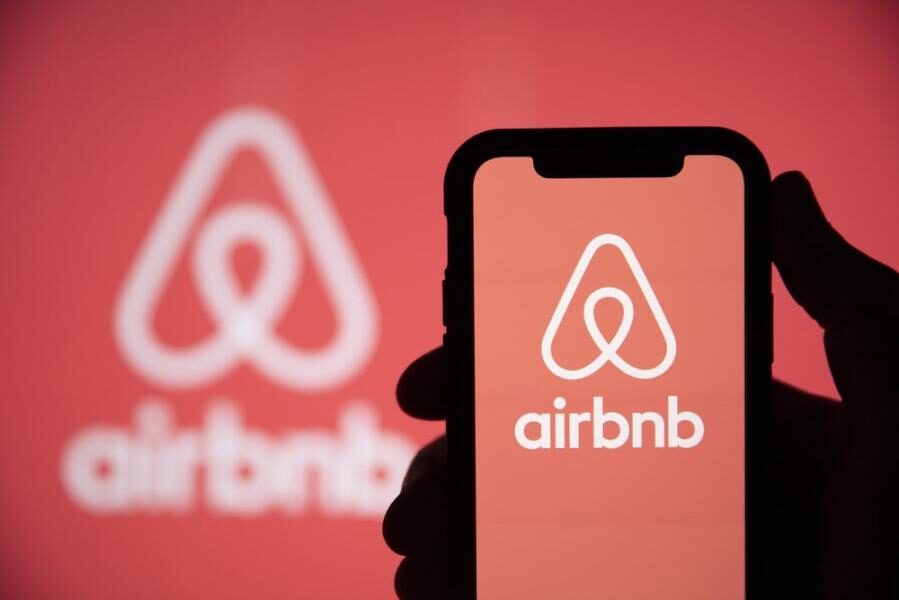 Airbnb activa tecnología antifiestas para Nochevieja 