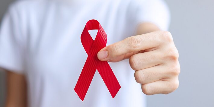 Día Mundial del Sida: recortes de financiación amenazan progreso
