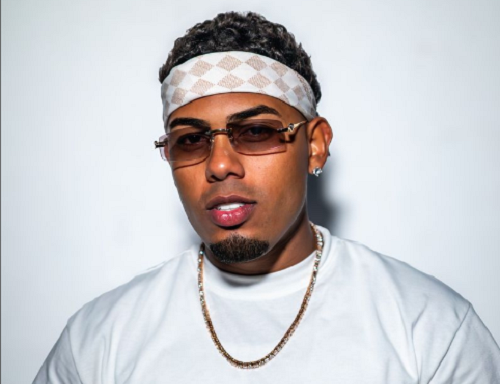 Myke Towers cierra el 2025 con múltiples logros