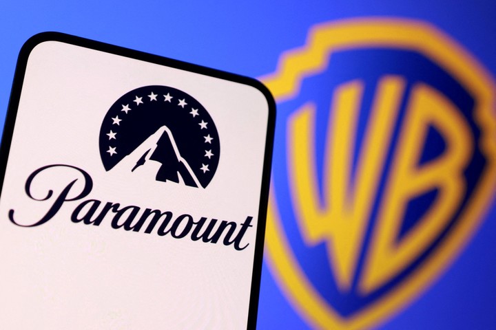 Paramount desafía a Netflix y lanza monstruosa oferta por Warner Bros