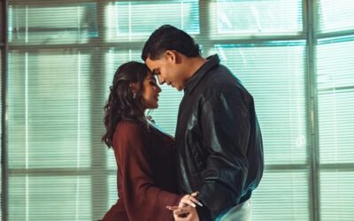 Soley y Miguel Bueno honran época de velitas con “A Dios le pido”