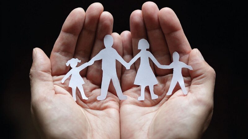 EE. UU. pone fin a los programas de reunificación familiar