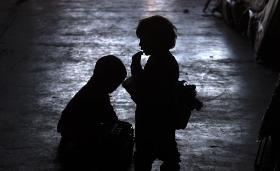 Deportación: ¿cómo manejar el temor de los niños a quedarse solos?