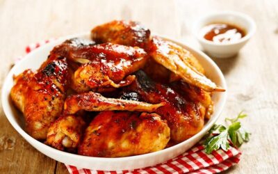 Cocina alitas de pollo a la mexicana: ¡picantes y suculentas! 