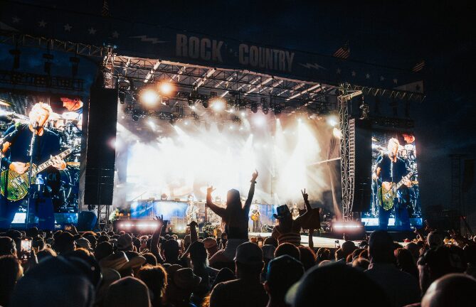 Rock The Country 