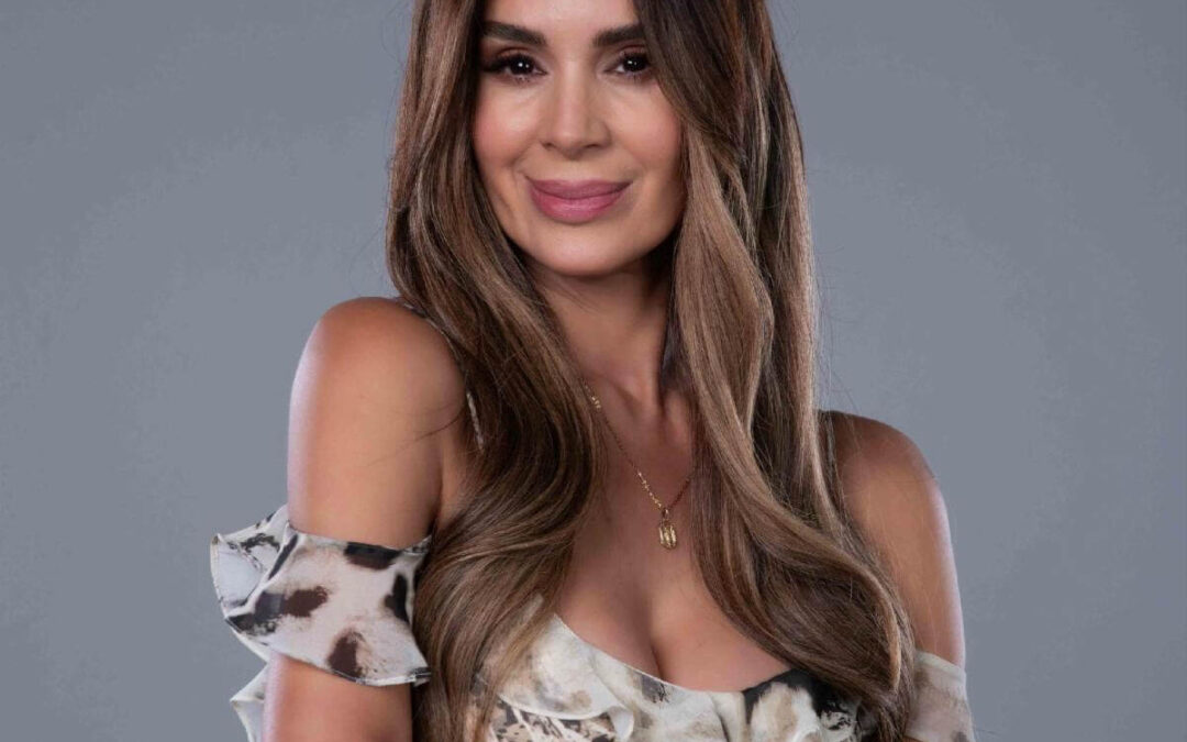 Catherine Siachoque vuelve a “Sin senos sí hay paraíso”