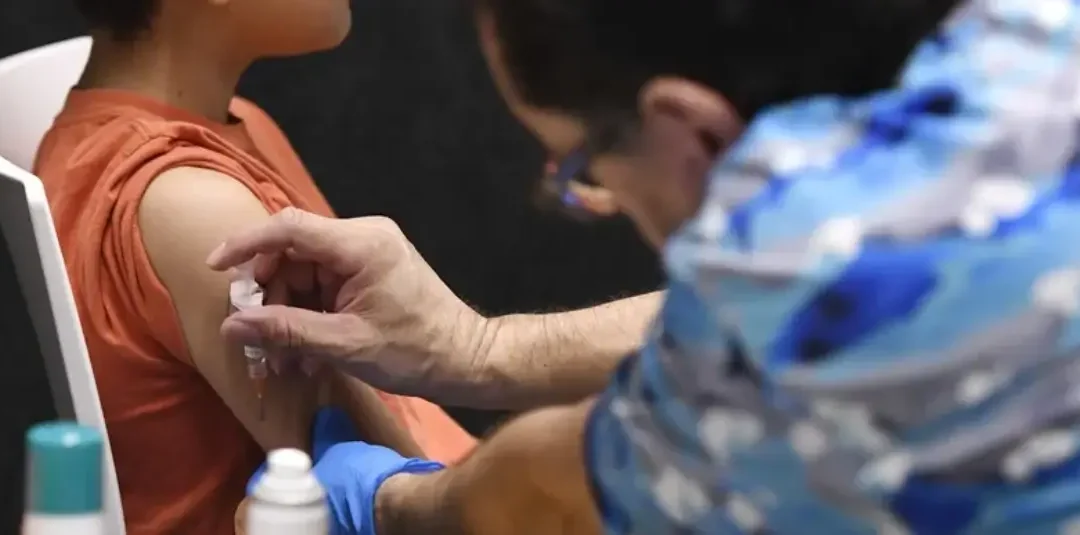 Estados demandan a Trump por vacunas infantiles