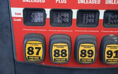 Precio de la gasolina en EE. UU. se dispara por tensión petrolera