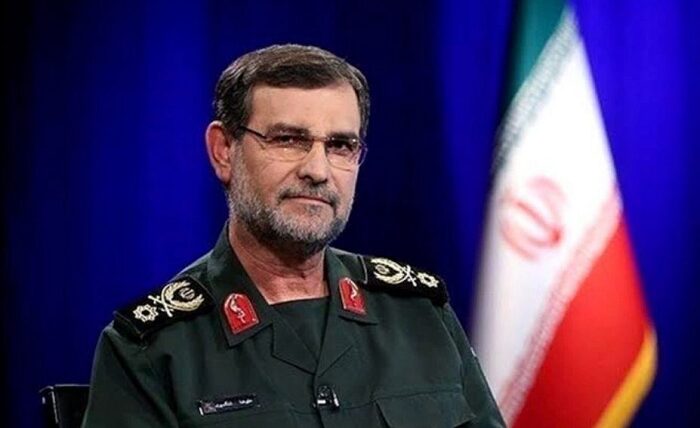 Comandante naval de Irán muere en ataque mientras EE. UU. aumenta amenazas