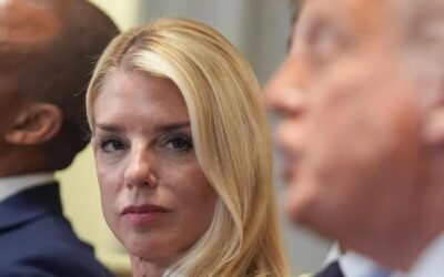 Fiscal general Pam Bondi es despedida: ¿quién sigue?