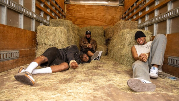 Frank Miami y Grupo Grace le cantan a Dios con “Me salvaste”