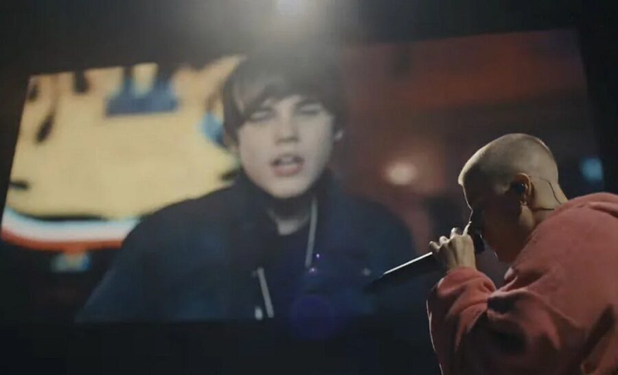 Justin Bieber entre nostalgia y crítica tras show en Coachella 2026