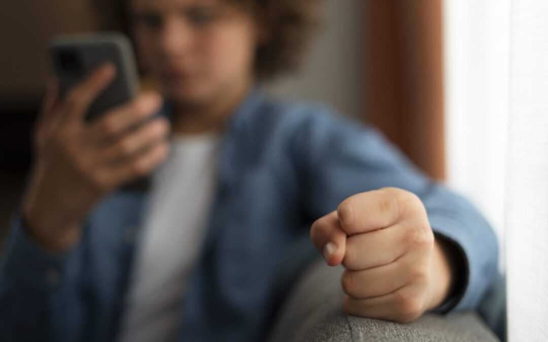 Guía sencilla para identificar acosadores en redes sociales