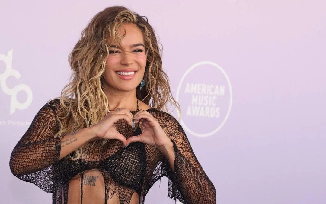 Karol G recibe 2 grandes premios en los AMAs 2026 