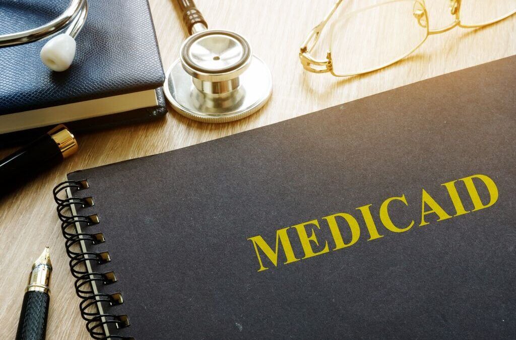 Polémica: requisito laboral amenaza cobertura médica en Nebraska
