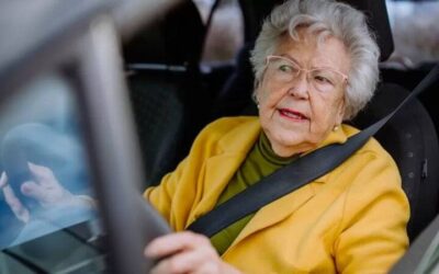 ¿Los adultos de la tercera edad están capacitados para conducir?