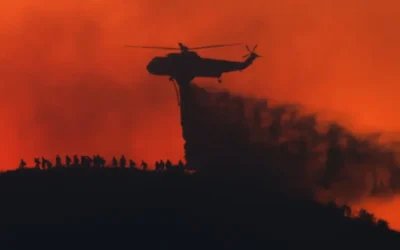 Histórica ola de incendios amenaza varias regiones de EE. UU.