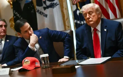 Trump evalúa acuerdo mientras persisten tensiones con Irán
