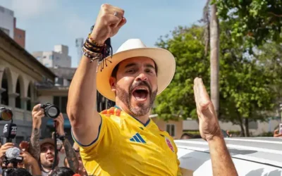Abelardo de la Espriella logra una histórica y ajustada victoria