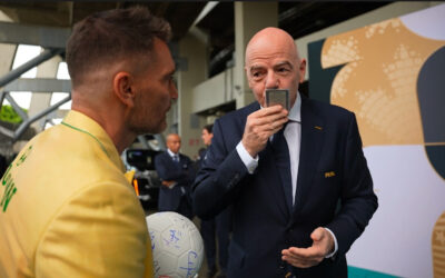 Julián Gil protagoniza emotivo gesto durante el Mundial
