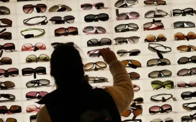 Lentes: descubre cómo limpiarlos sin dañarlos