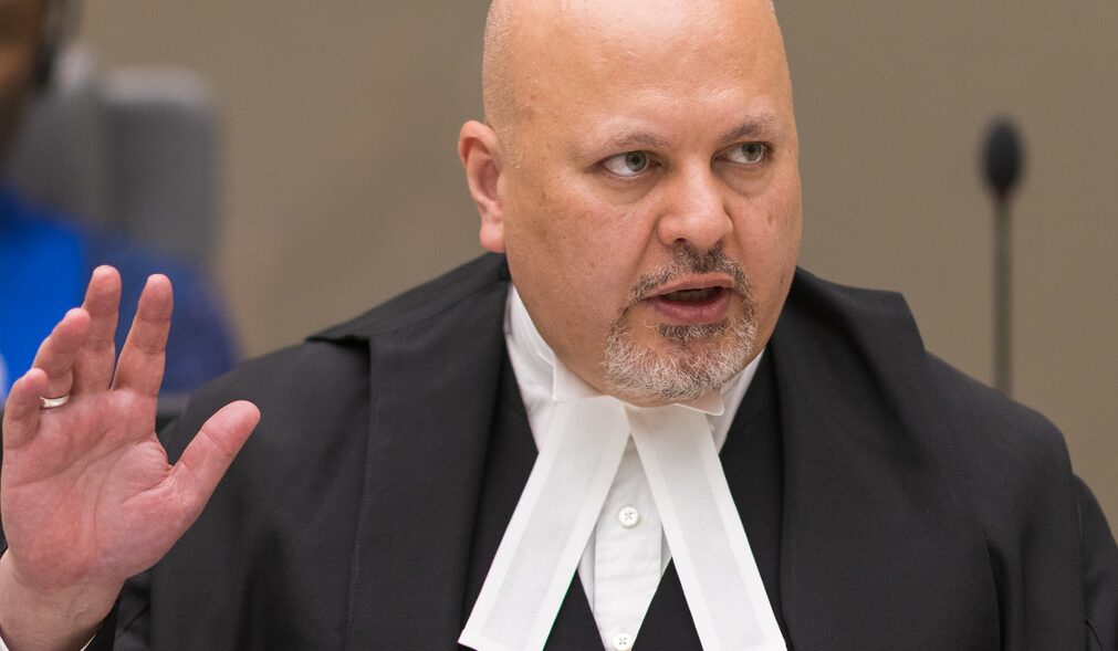 Karim Khan destituido de la CPI tras ser acusado de agresión sexual 