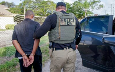 ICE detuvo a más de 43,000 extranjeros en solo un mes