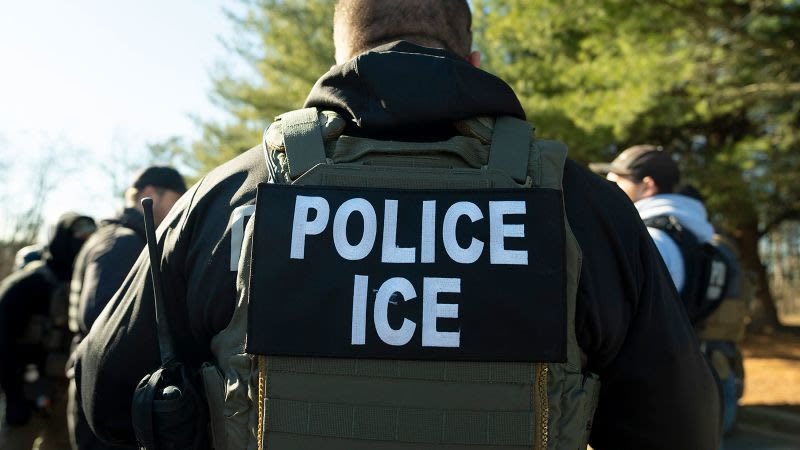 hispanos ICE
