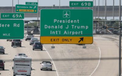 Aeropuerto de Palm Beach adopta código DJT en honor a Trump