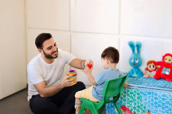 Padres solteros destinan hasta el 40 % de sus ingresos en cuidado infantil