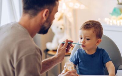Maternidad: compartir los roles con papá ayuda a prevenir el agotamiento