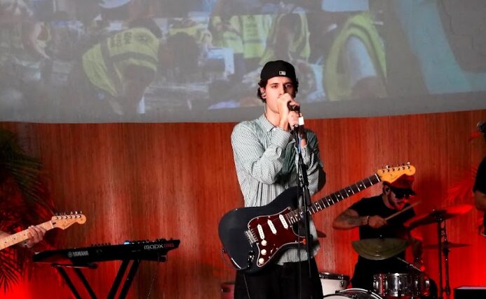 FABIÁN debuta en Miami con una “jam session” explosiva