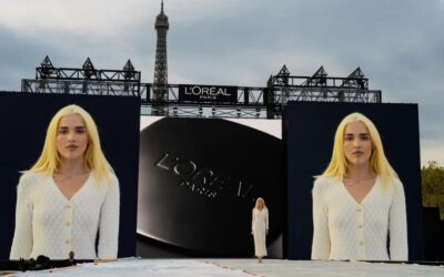 Elena Rose hace historia en Le Défilé de L’Oréal Paris