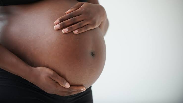 Mortalidad materna: mujeres negras siguen siendo las más afectadas en EE. UU.